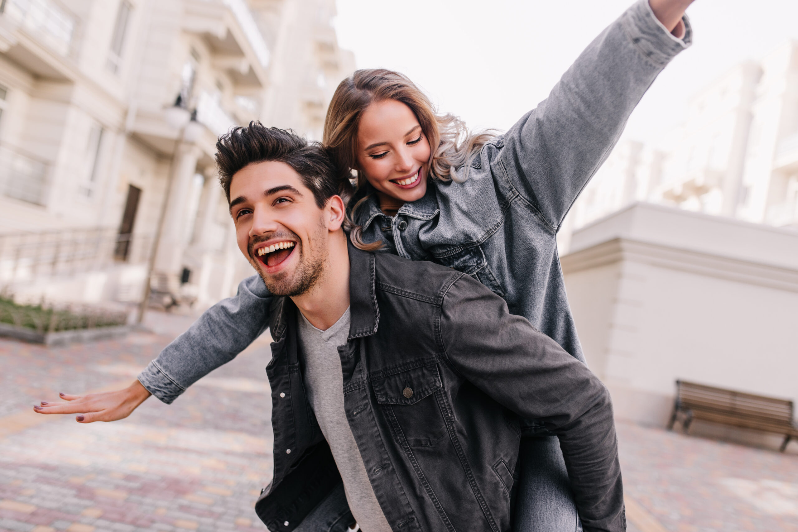 Read more about the article Passo a passo para encontrar um relacionamento feliz